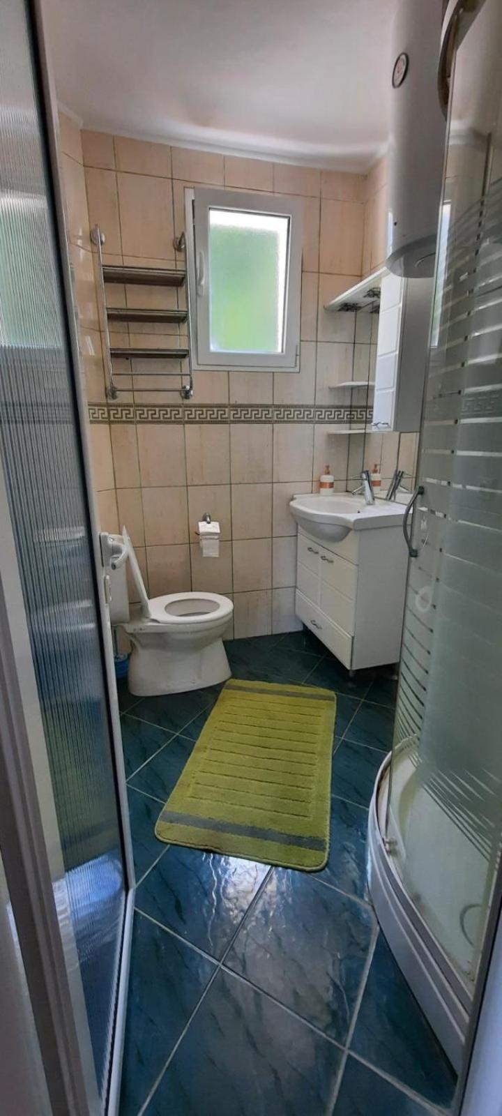 Apartments Pines Бар Стая снимка