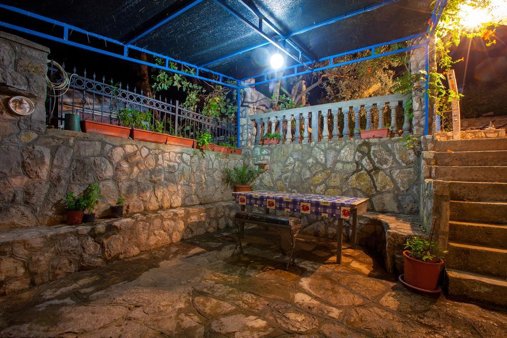 Apartments Pines Бар Екстериор снимка