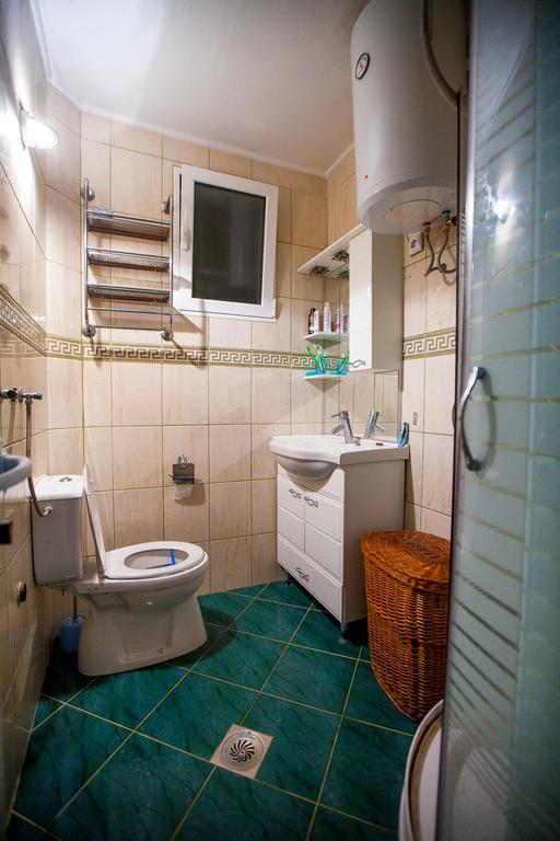 Apartments Pines Бар Екстериор снимка